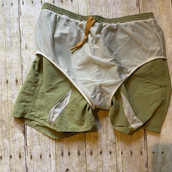 Patagonia Baggies in Buckhorn Green Shorts Netplus shell M - Picture 8 of 16